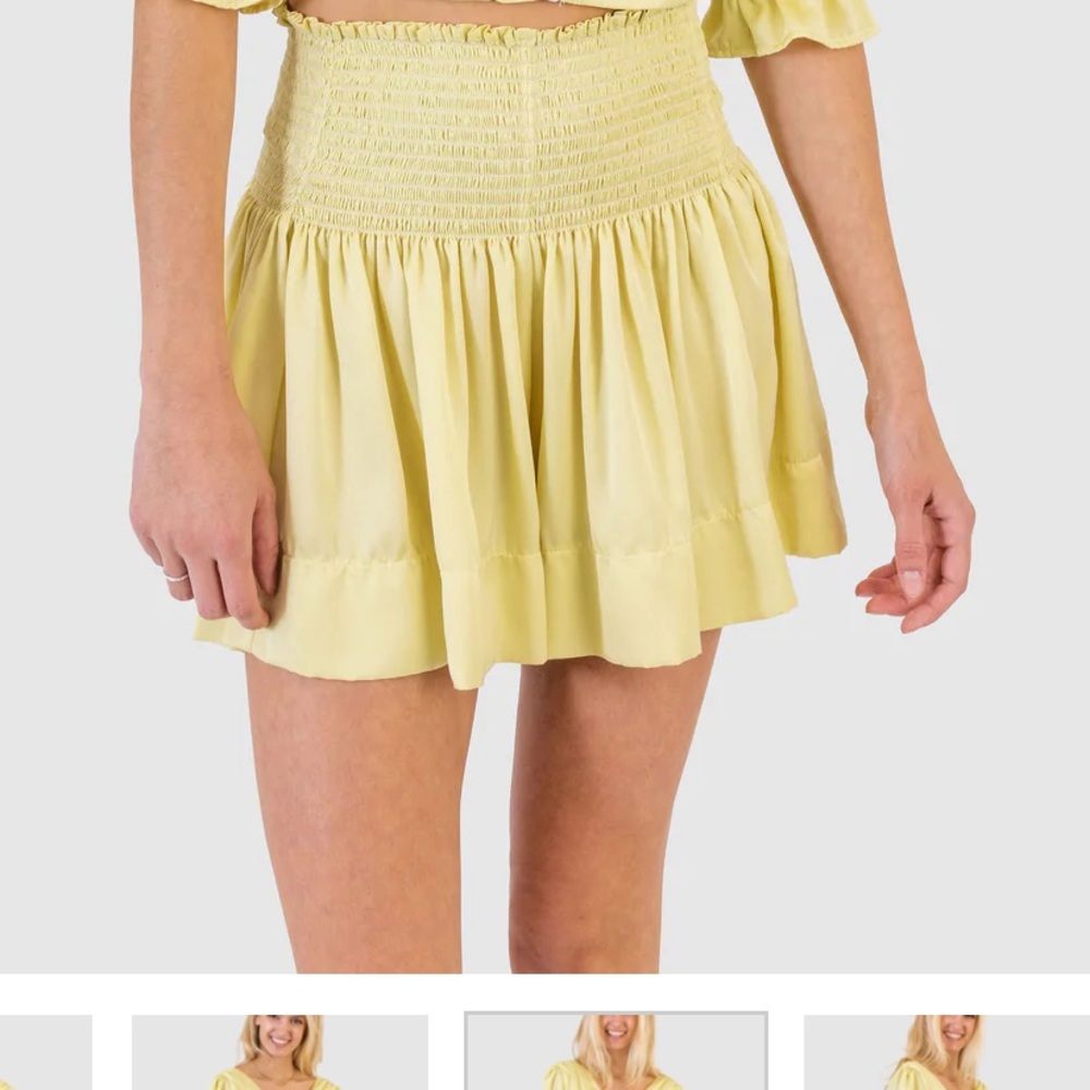 Yellow poly satin Koch skirt